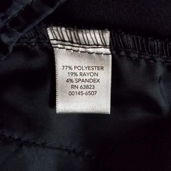 Christopher & Banks BLACK Capris Size 12 - Picture 4 of 11